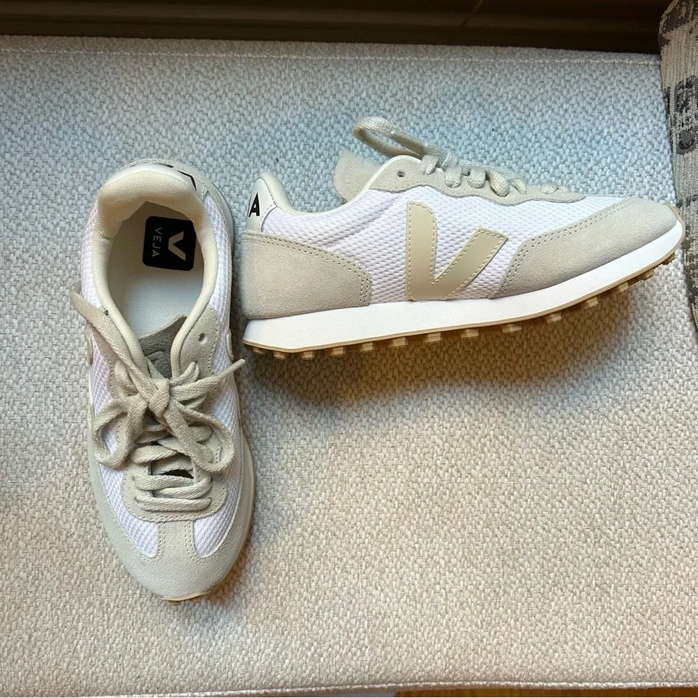 Veja Sneakers Pierre Tan White Beige  Rio Branco Suede Leather Women's 5 Shoes